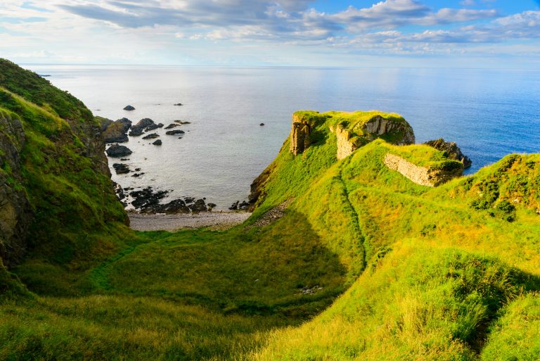 Findlater Castle is the old seat of the Earls of Findlater and Seafield, sitting on a 50-foot-high cliff overlooking the Moray Firth on the coast of Banff and Buchan, Aberdeenshire.  It lies about 15 km west of Banff, near the village of Sandend, between Cullen and Portsoy.